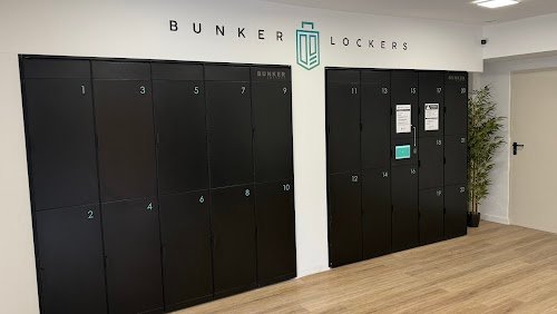 Bunker Lockers (Cabanyal · playa): foto de su ficha de Google Maps