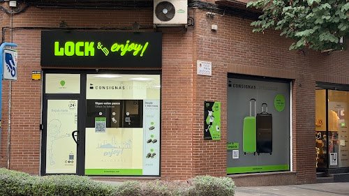 LOCK & enjoy! Luceros (Renfe): foto de su ficha de Google Maps