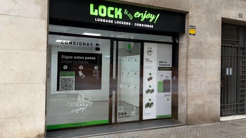 LOCK & enjoy! Plaça d'Espanya: foto de su ficha de Google Maps