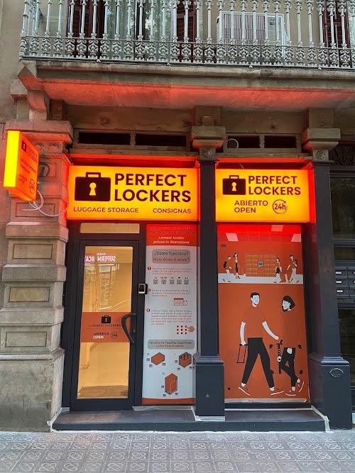 Perfect Lockers Pl. Universitat: foto de su ficha de Google Maps