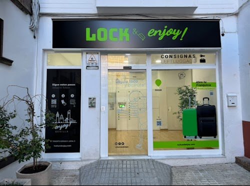 LOCK & enjoy! - Consignas en Plaza del Duque: foto de su ficha de Google Maps