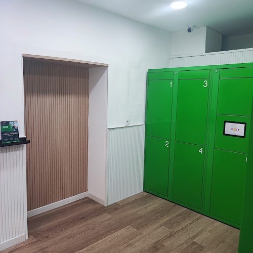 Lockers Sevilla - Consigna Maletas - lockandexplor: foto de su ficha de Google Maps